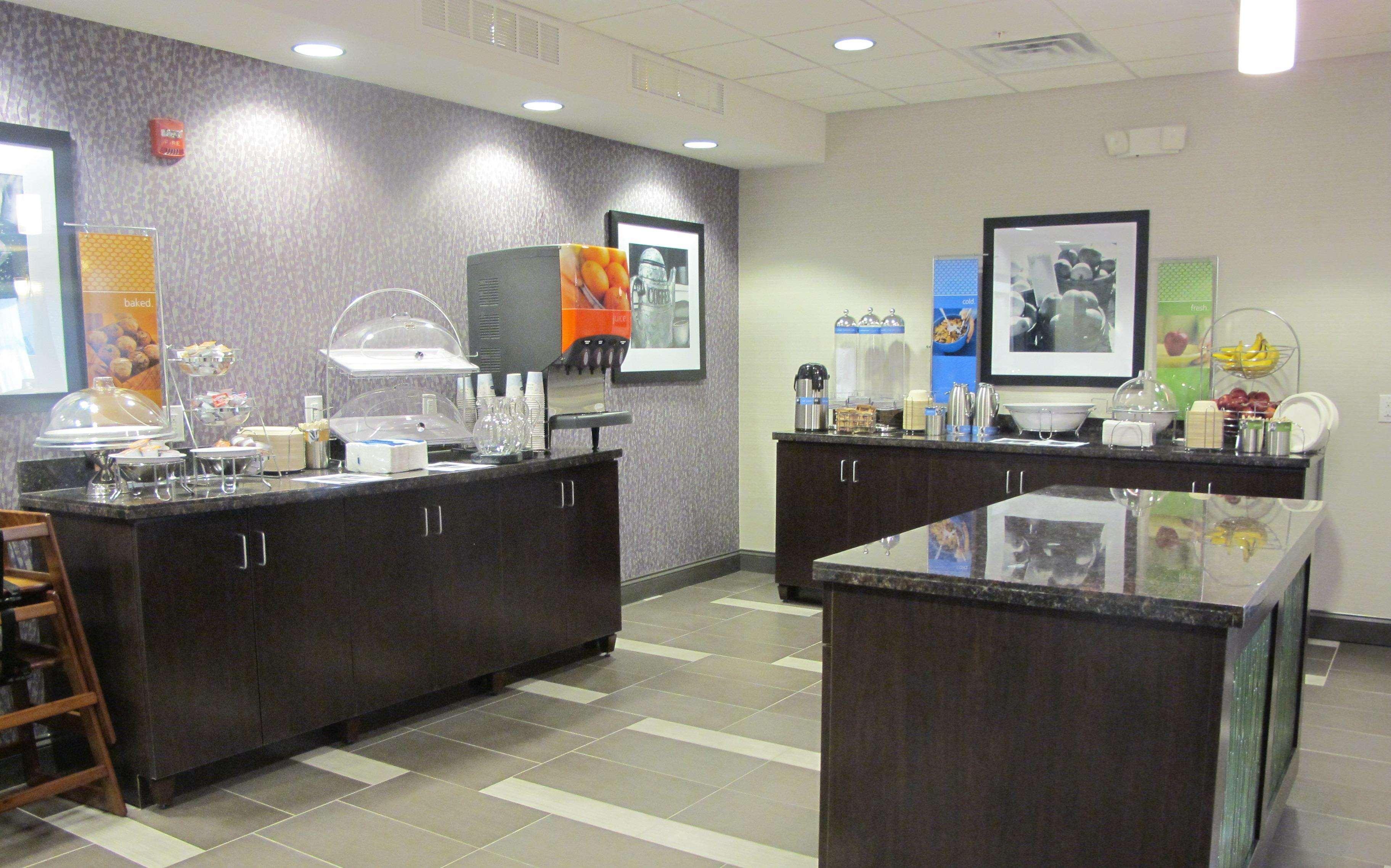 Hampton Inn By Hilton Leesville Fort Johnson Restaurante foto