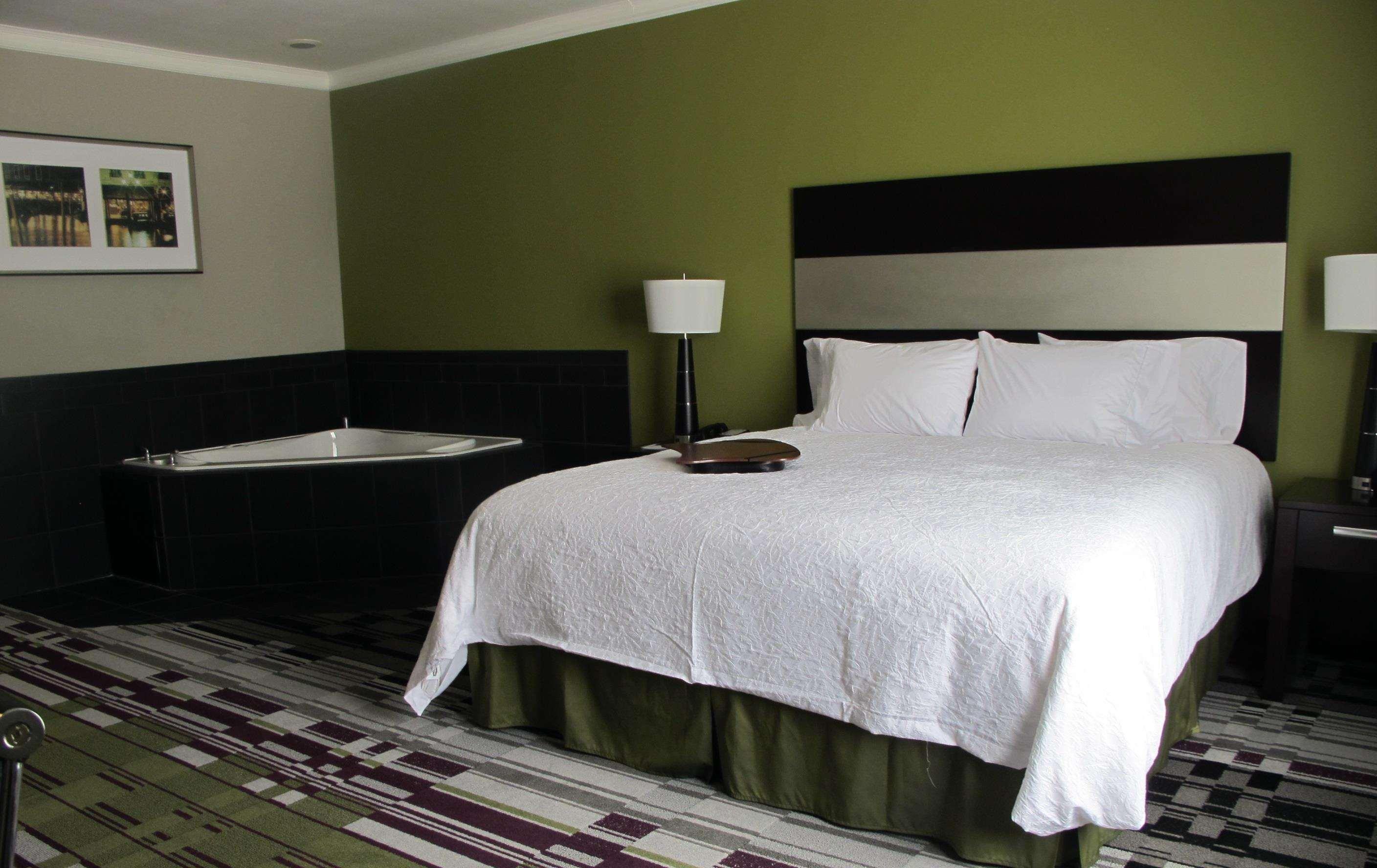 Hampton Inn By Hilton Leesville Fort Johnson Quarto foto