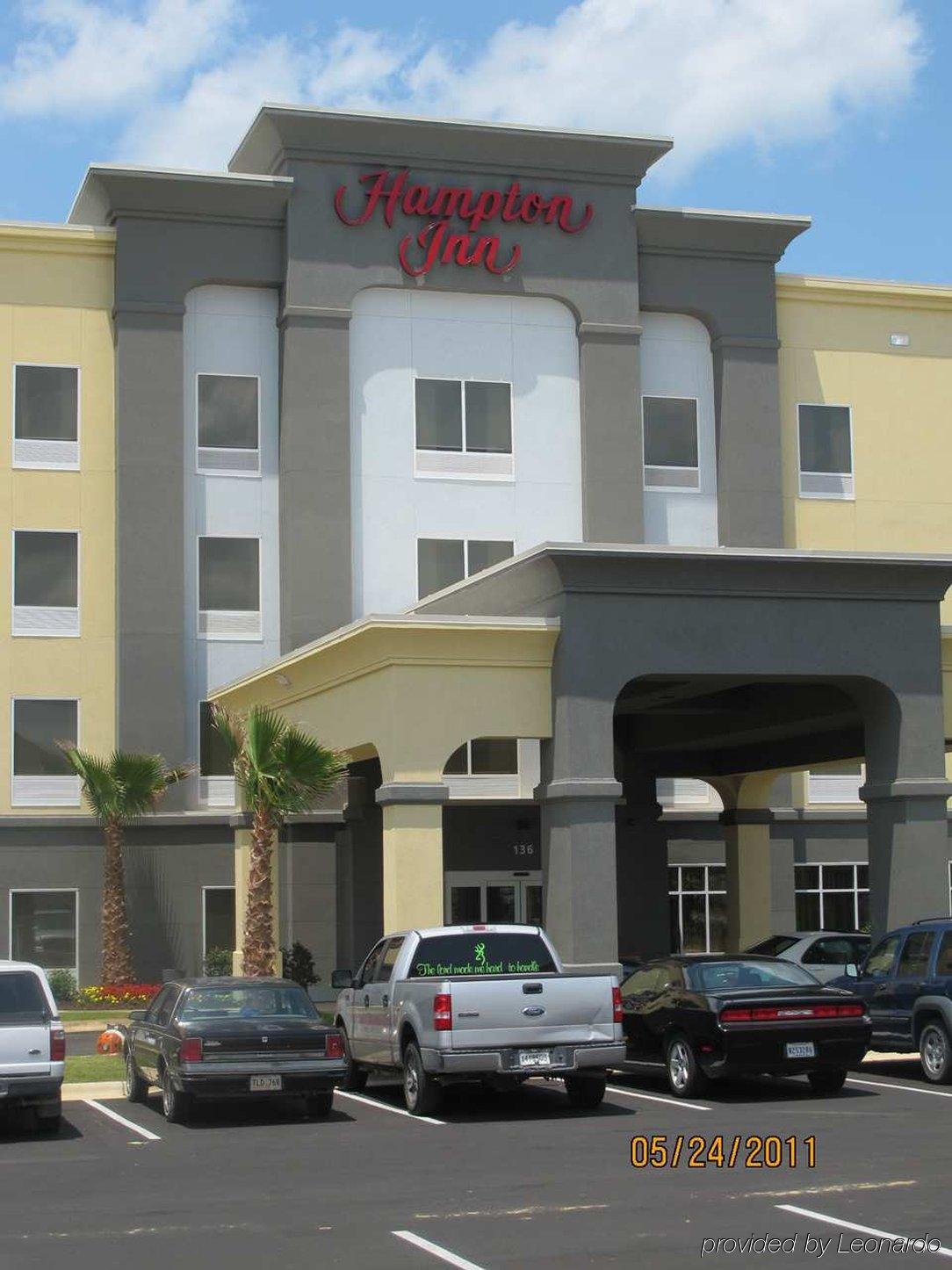 Hampton Inn By Hilton Leesville Fort Johnson Exterior foto